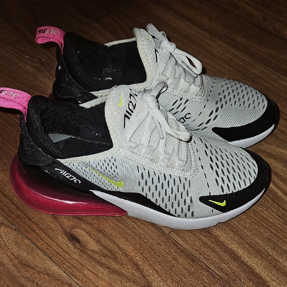 Nike Air Max 270 Sneakers